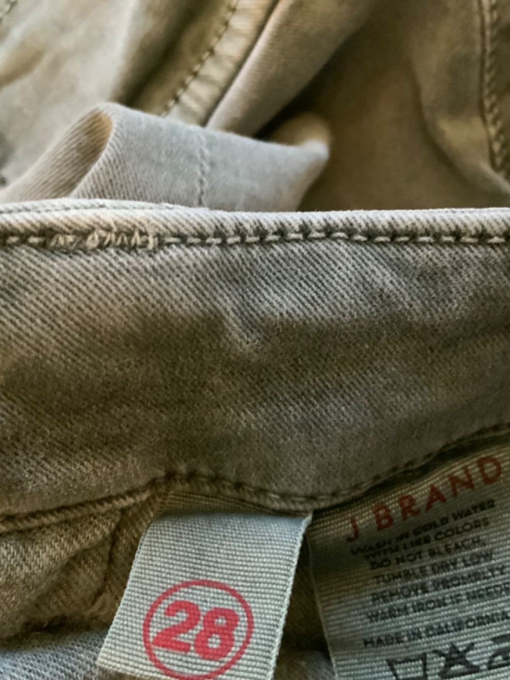 J Brand Jeans Skinny Cargo Side pockets and ankle In Vintage Olive Size 28 - Picture 5 of 7